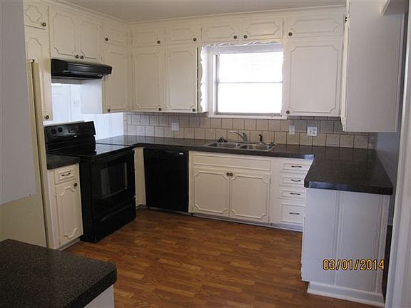 3rd image of 1400 Westfield St
