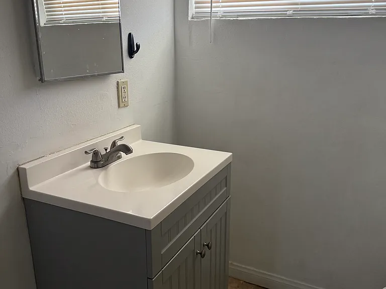 20744 Thunderbird Rd #1 — Photo 6