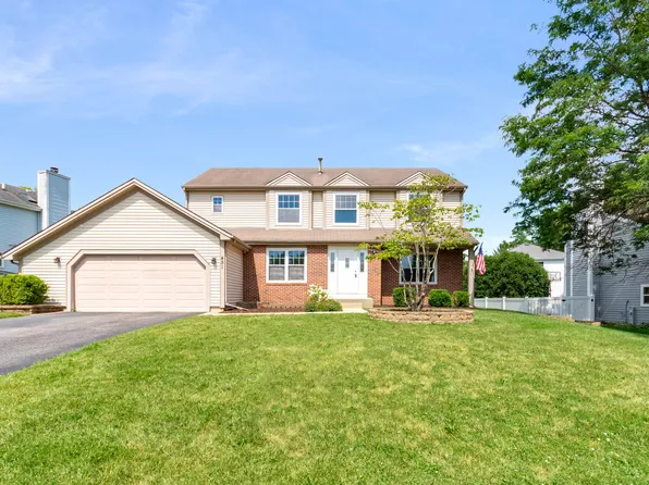 451 Tartans Dr, Dundee, IL 60118