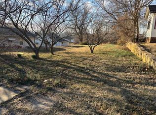 316 E 13th St, Pawhuska, OK 74056