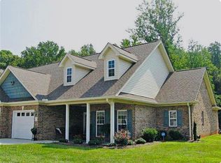 111 Sanderlyn Ct APT D, Eden, NC 27288