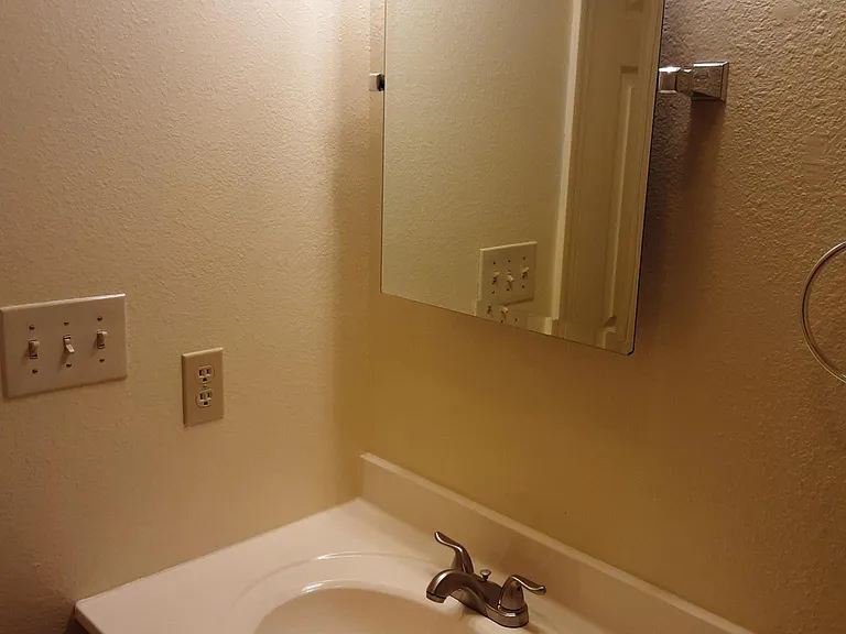 12182 Fernwood Dr W — Photo 24