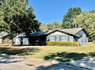 307 S Centennial Dr, Coffeyville, KS 67337