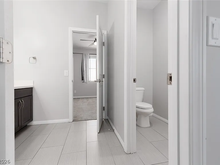 2426 Quiet Ode St — Photo 28