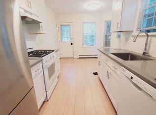 1248 Hope St APT A, Stamford, CT 06907