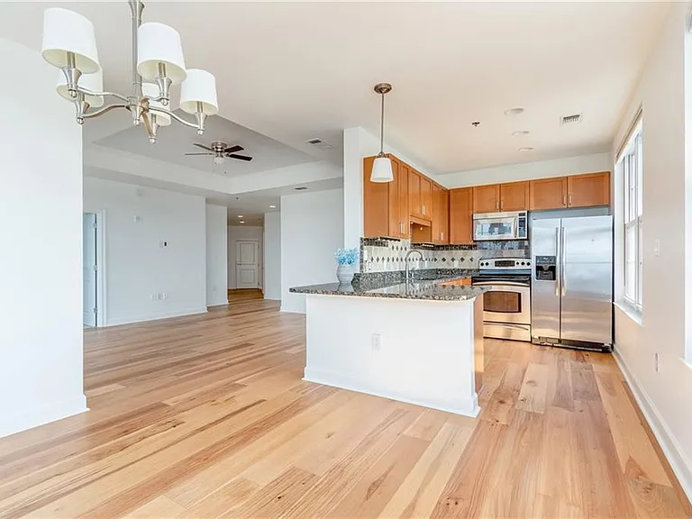 325 E Paces Ferry Rd NE #1905 — Photo 11
