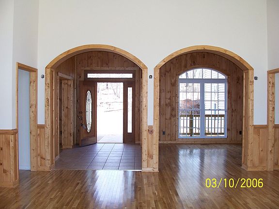 foyer, dinning ,living,den to the left
