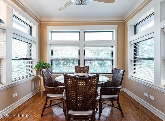 4th image of 4444 N Malden St #2B