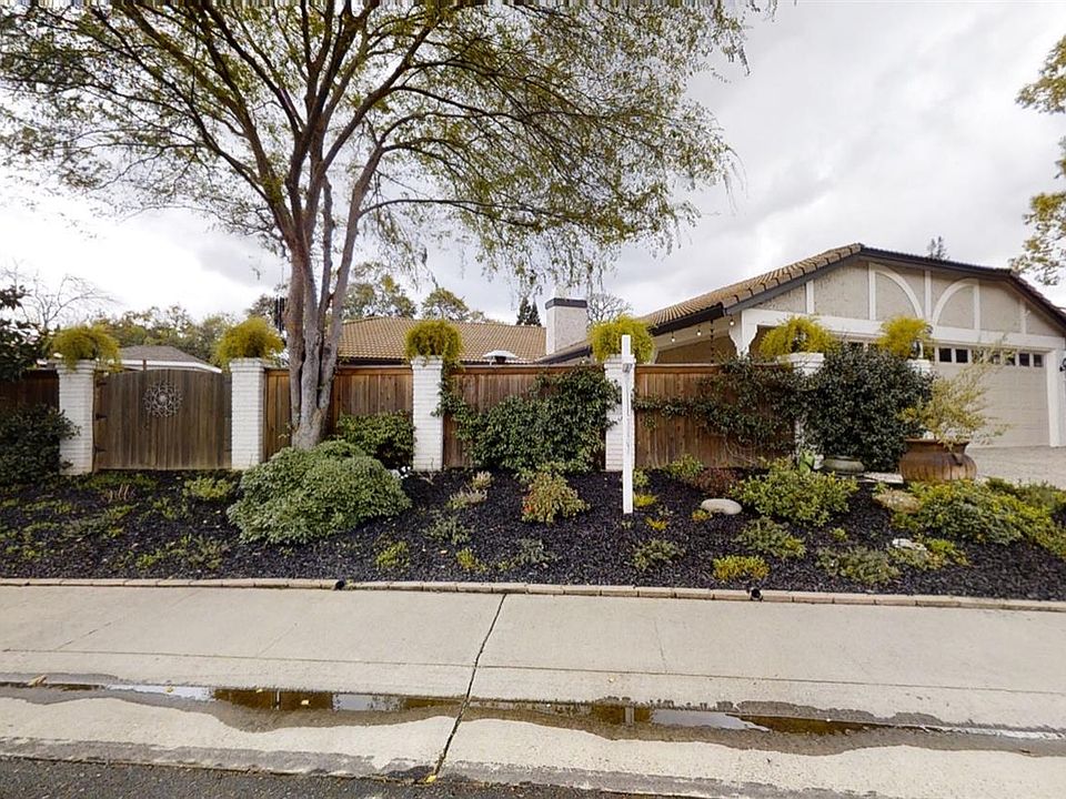 1st image of 266 Firestone Dr