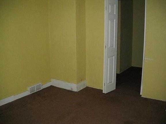 BEDROOM-1