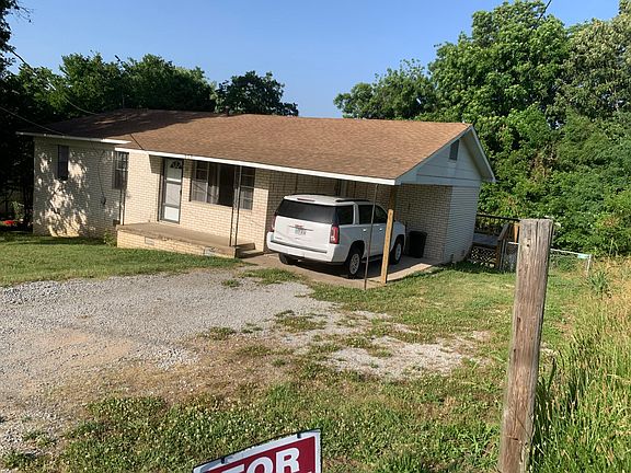 2nd image of 804 N Weible St