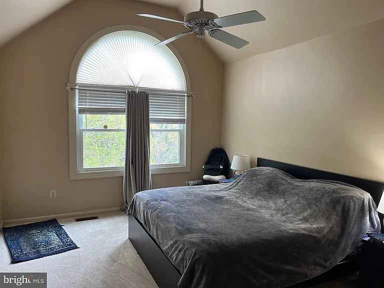 93 Beacon Sq #93 — Photo 9