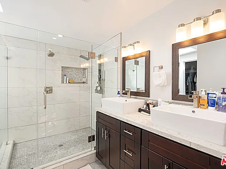 9023 Phyllis Ave — Photo 28
