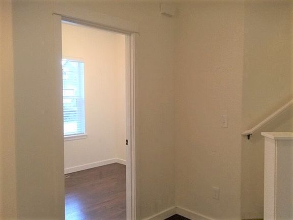 2nd image of 19204 90th Avenue Ct E