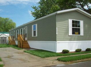 22031 Pillette St, Romulus, MI 48174