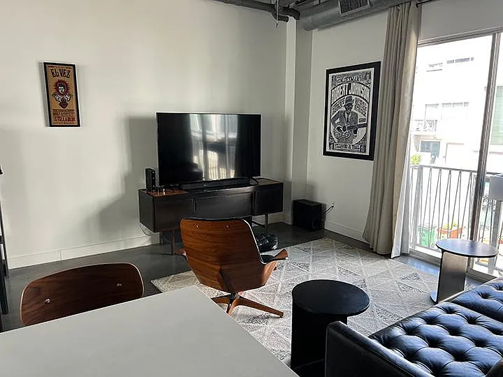4801 S Congress Ave #J1 — Photo 4