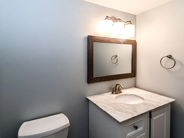 804 E Hillside Ave — Photo 8