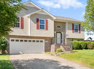 1321 Whetstone Ct, Clarksville, TN