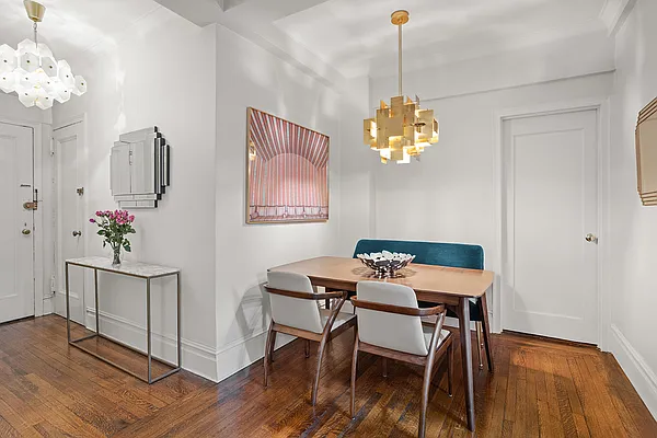 Sold by Compass | media 3