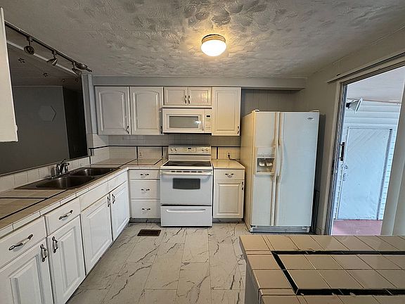 2nd image of 6310 NW 28th Ct