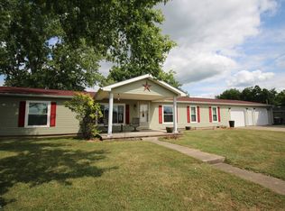 413 S West St, Summitville, IN 46070