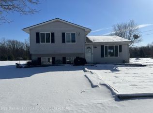 1301 S Michigan Rd, Eaton Rapids, MI 48827