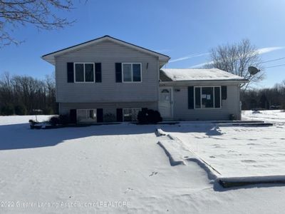 1301 S Michigan Rd, Eaton Rapids, MI, 48827