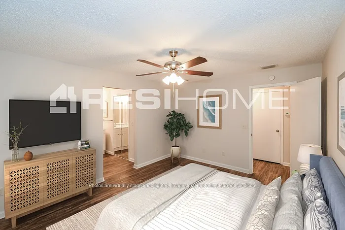 956 Chalmet Ln — Photo 8