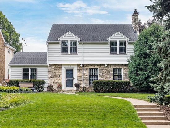 1840 Pinehurst Ave, Saint Paul, MN 55116