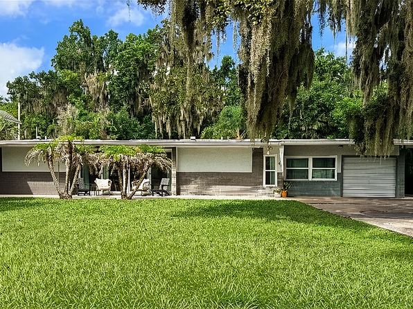46 Palm Dr