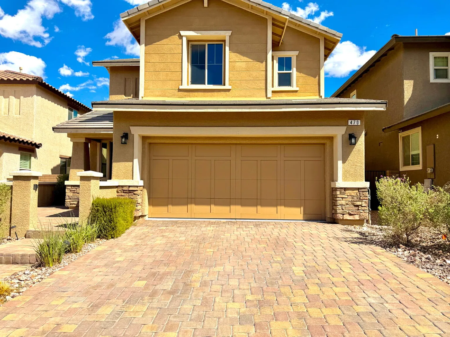 3 bed, 2.5 bath, 2030 sqft, $2,350 — Photo 2