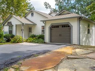 81 Canvasback Ct, Brevard, NC 28712