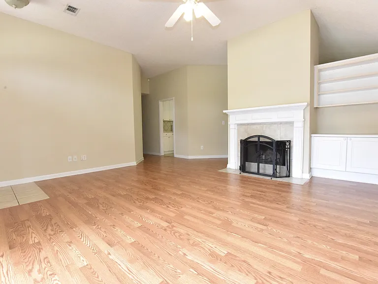 1754 Post Oak Ct — Photo 3