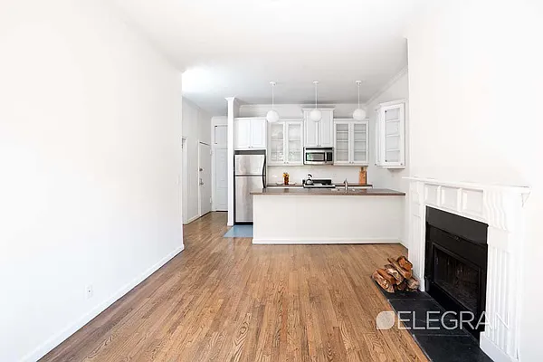 Rented by (Legacy) Elegran | media 17