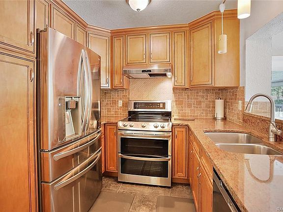 5th image of 2781 W Cypress Dr