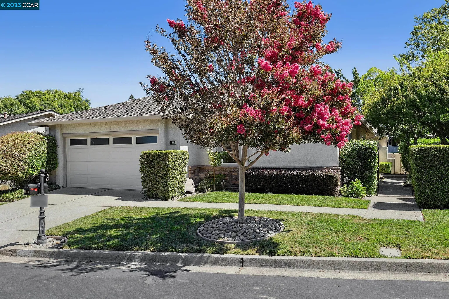 1922 Rancho Verde Cir W photo 1