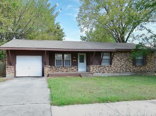1304 Skyline Dr, Greenville, TX 75401