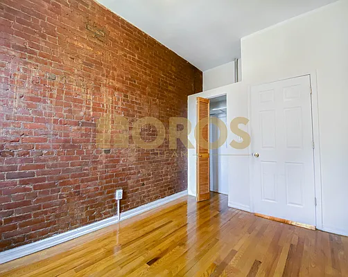 Rented by City Connections Realty | media 17