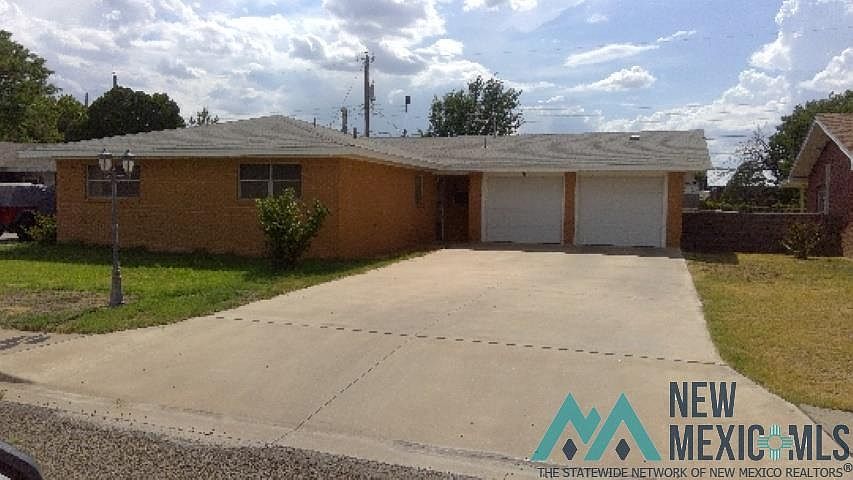 1st image of 128 Texas Dr