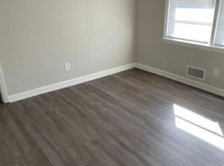 1677 Rockbridge Rd, Stone Mountain, GA 30087