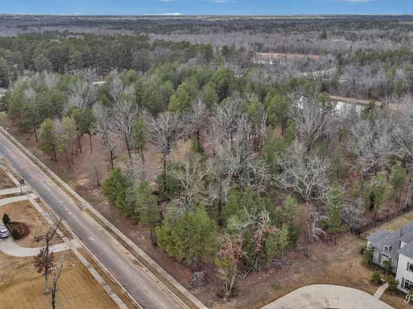 4 Lochinvar Ln, Shreveport, LA 71106