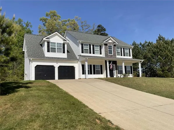 592 Kyles Cir, Hiram, GA 30141