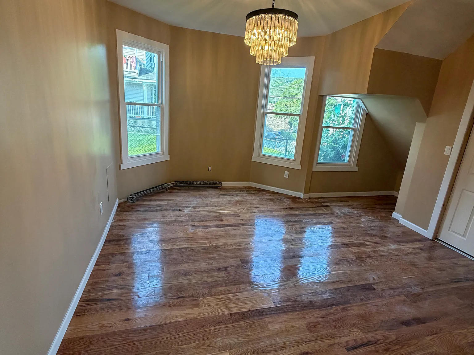 2 bed, $1,800 — Photo 4