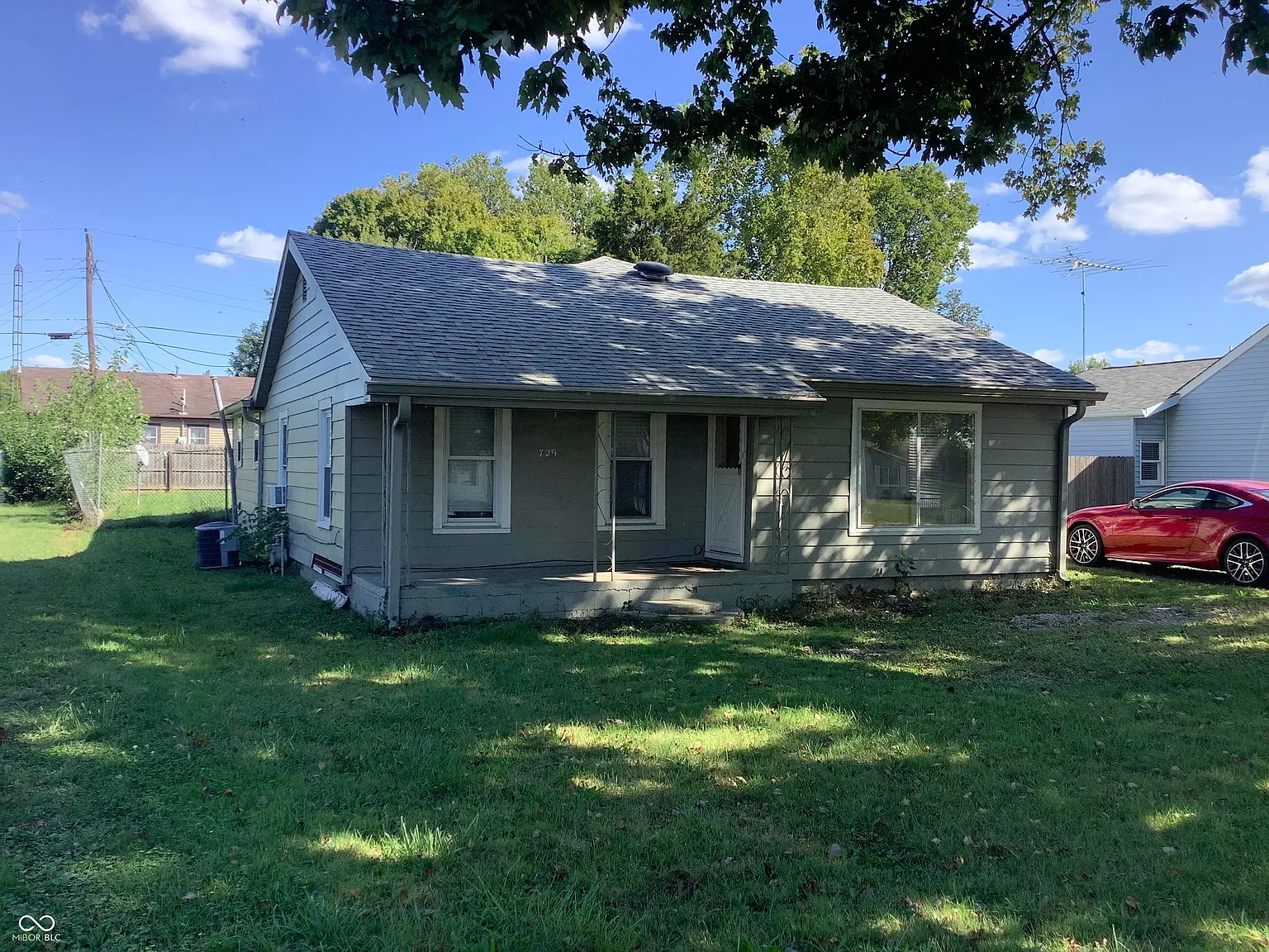 729 Glendale Dr photo 1