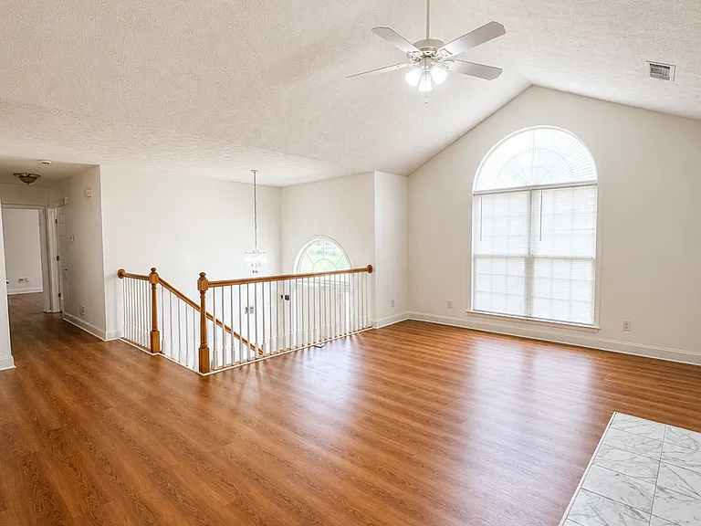 120 Oak Vista Ct — Photo 6