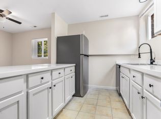 201 Howell St #600C, Chapel Hill, NC 27514