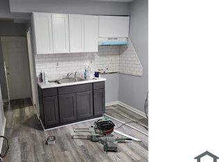 1183 Pembroke St, Bridgeport, CT 06608