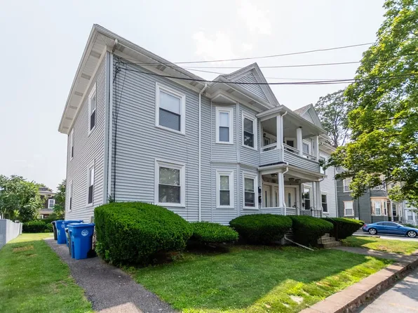 215 Ash St APT 4, Waltham, MA 02453