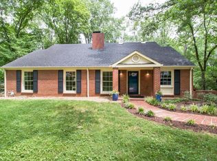 6240 Vosswood Dr, Nashville, TN 37205