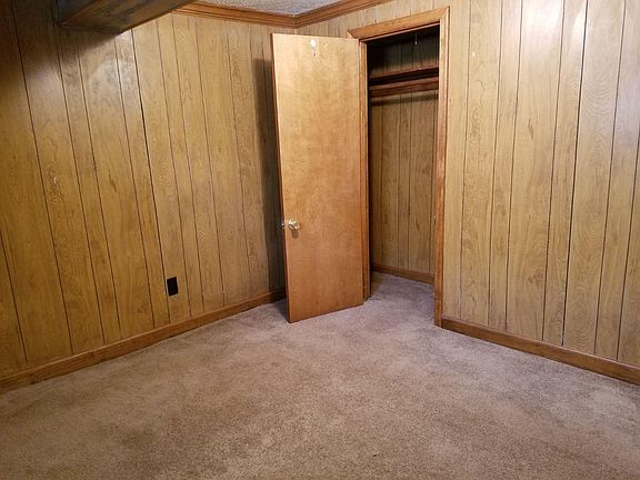 5th image of 4616 Fort Ave